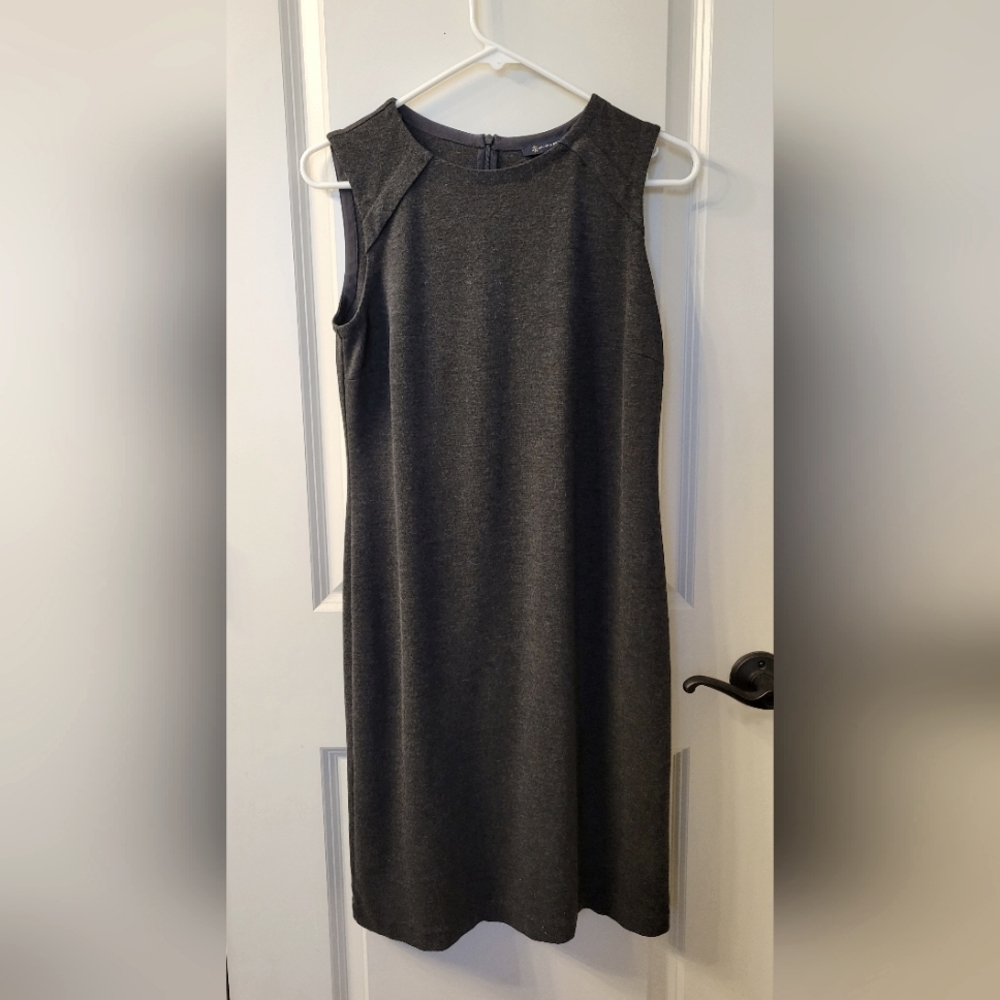 Brooks Brothers sleeveless dress. Size 4 in a dark grey/charcoal
